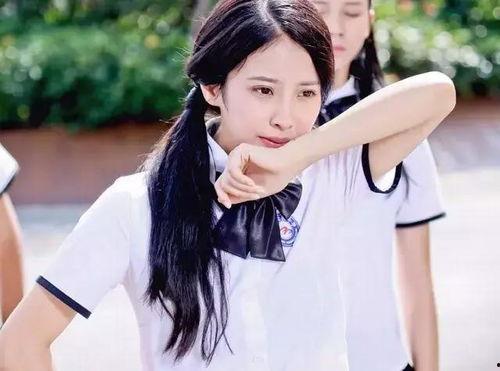 赖雨濛的视频,展现独特魅力,揭秘生活点滴